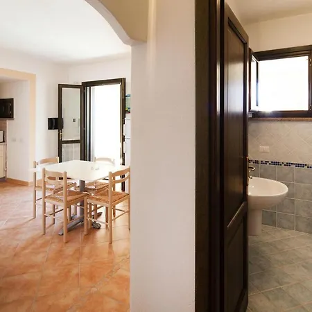 Le Farfalle - Castelsardo - Isr07234-cya * Tergu